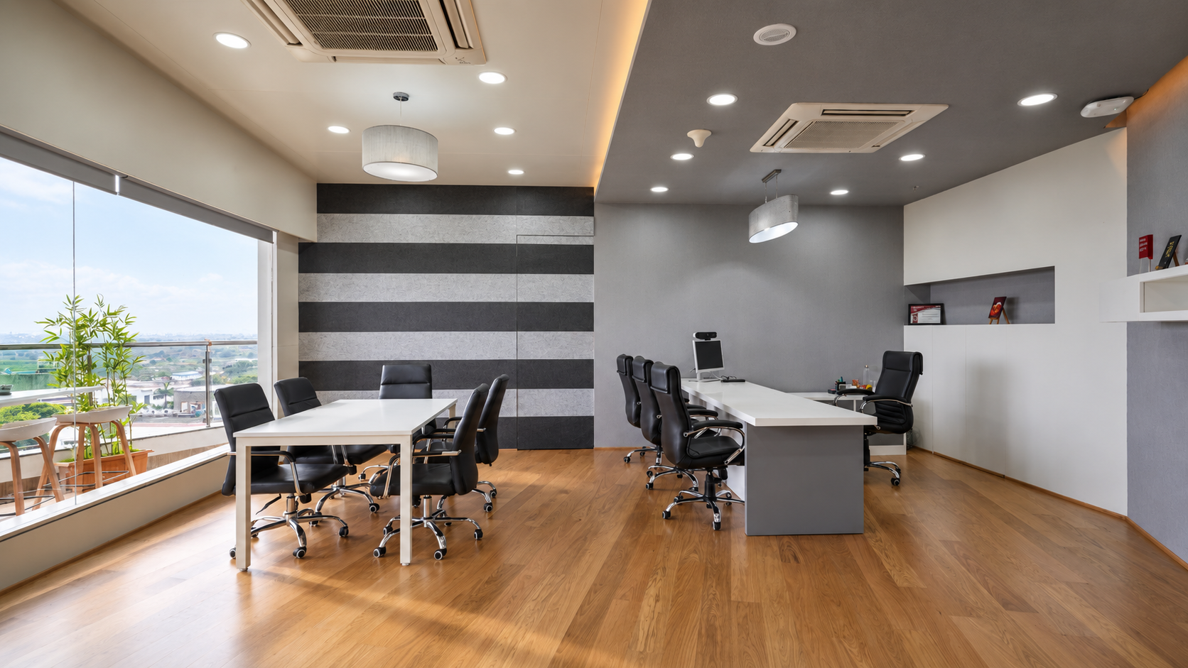Executive workplace interior for Fujitsu