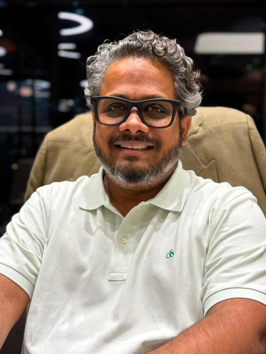 Portrait of Ar. Amit Agarwal, Founder and Managing Director of Pinakiin Designs